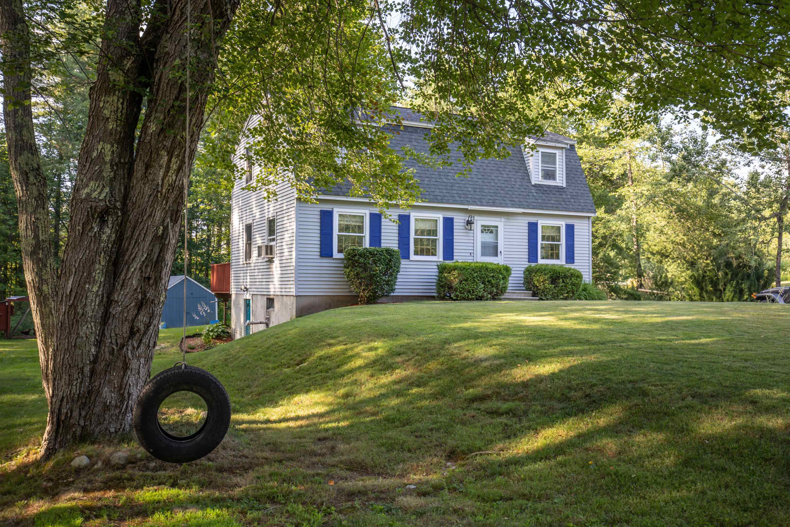 160 Warner Hill Road Derry, NH 03038 - Photo 13 of 37