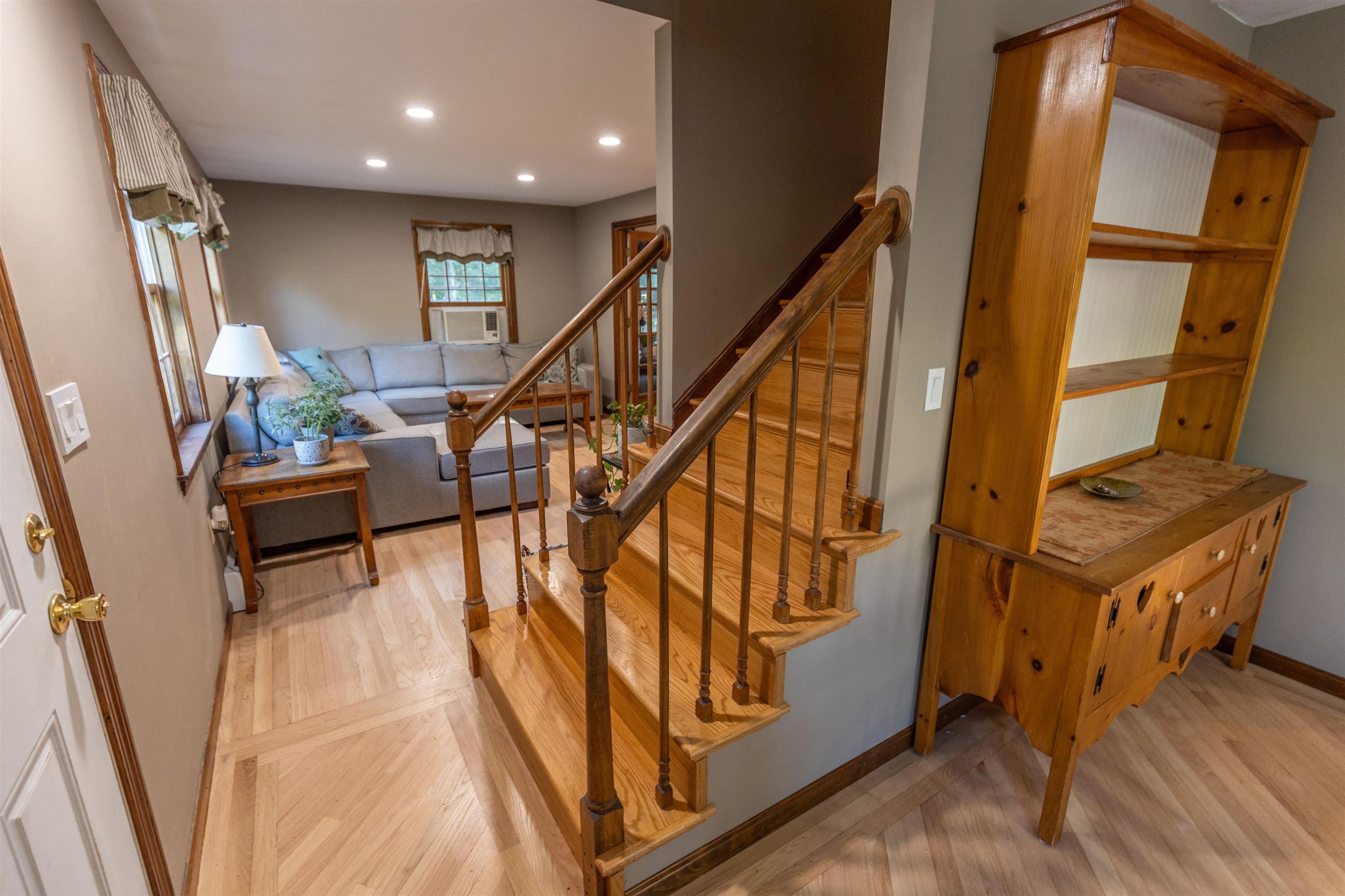 160 Warner Hill Road Derry, NH 03038 - Photo 14 of 37