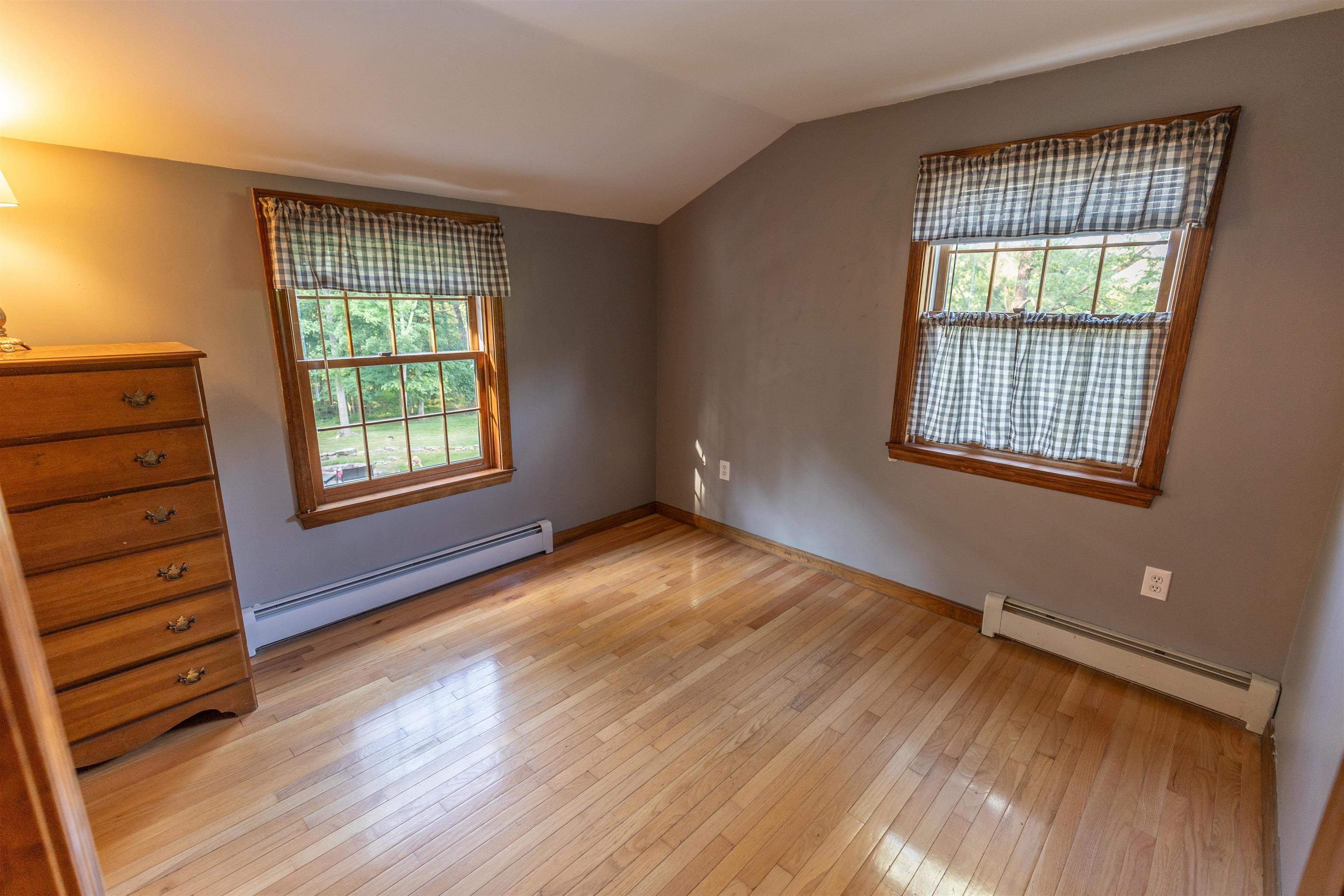 160 Warner Hill Road Derry, NH 03038 - Photo 26 of 37