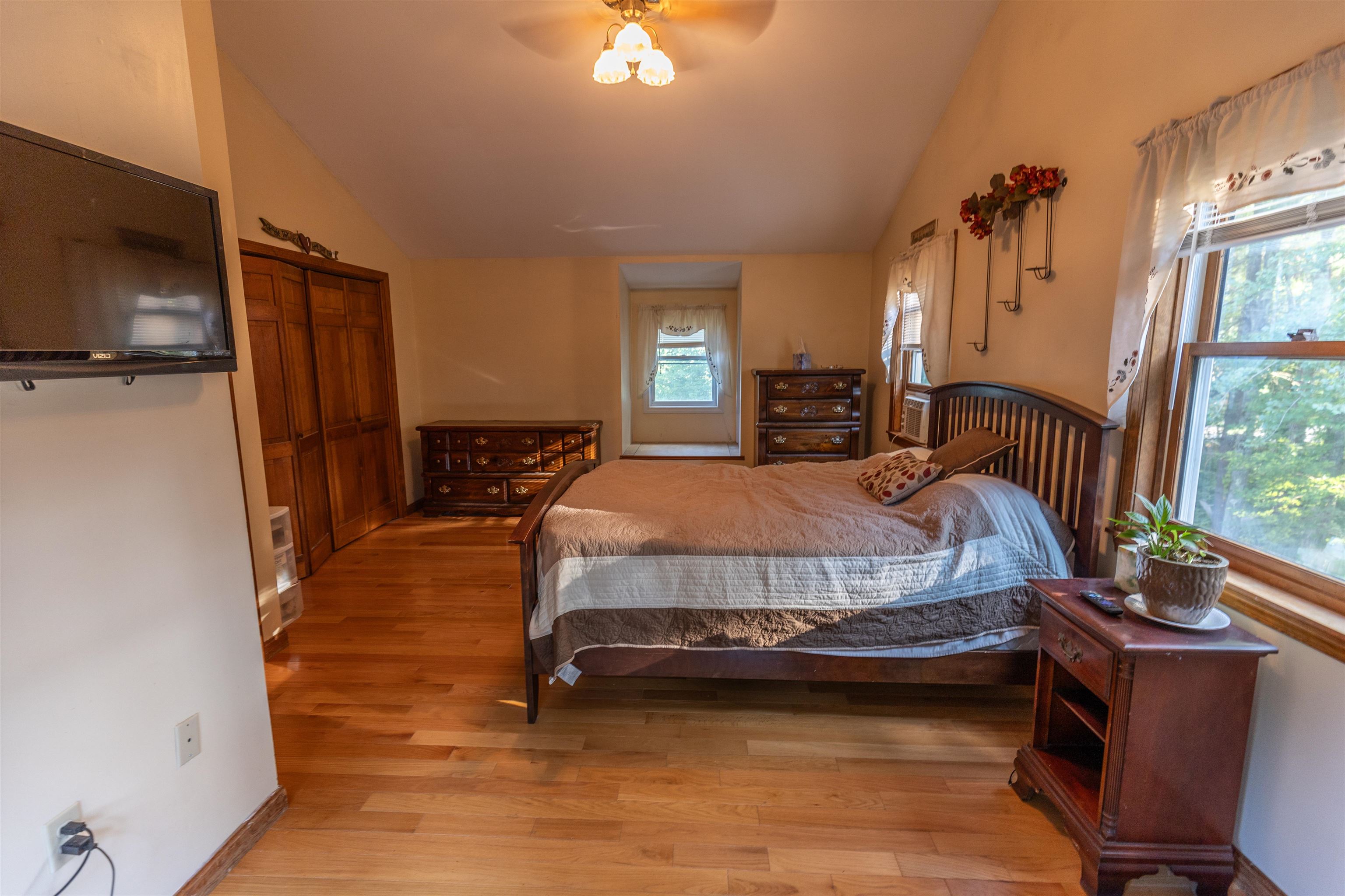 160 Warner Hill Road Derry, NH 03038 - Photo 28 of 37