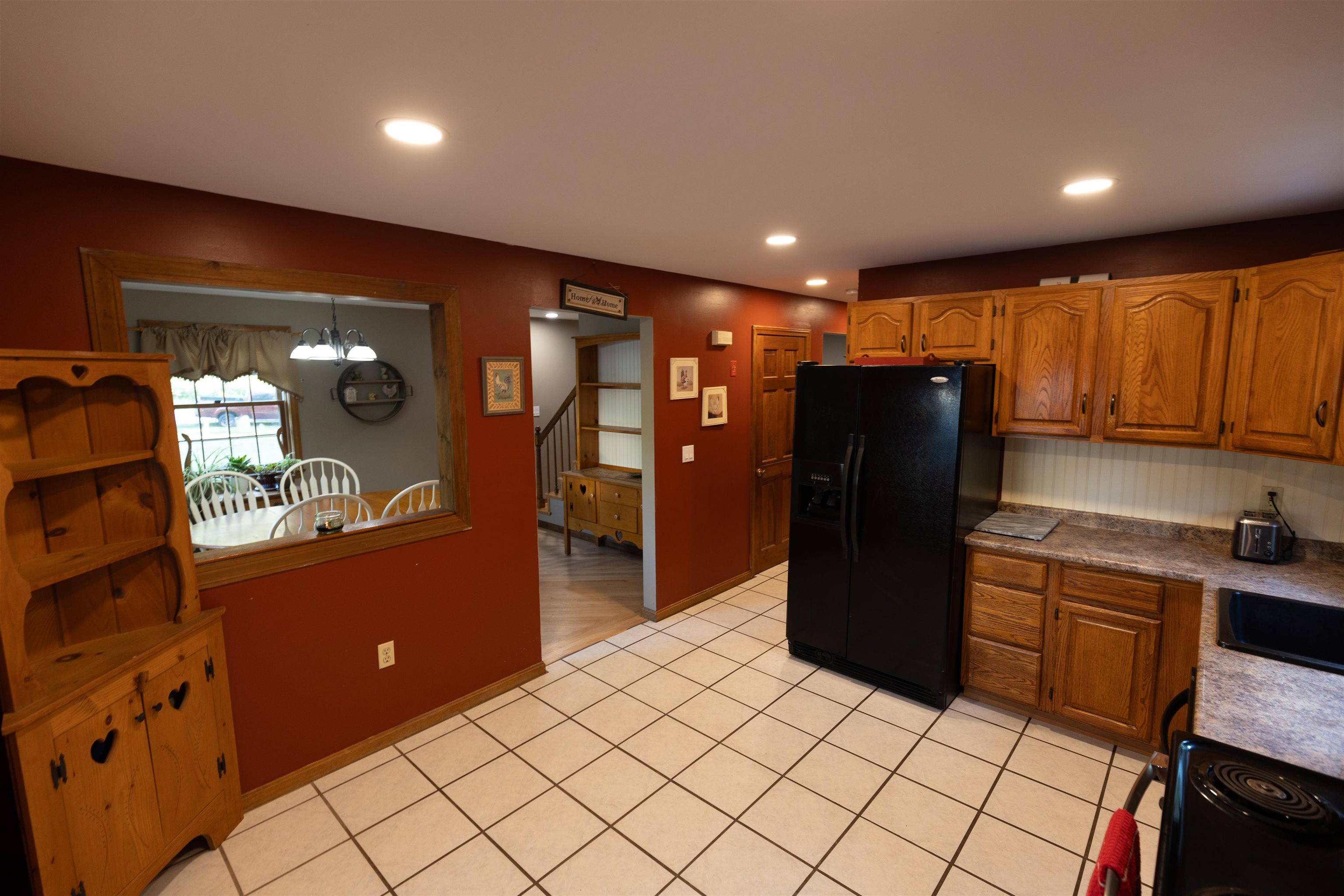 160 Warner Hill Road Derry, NH 03038 - Photo 8 of 37
