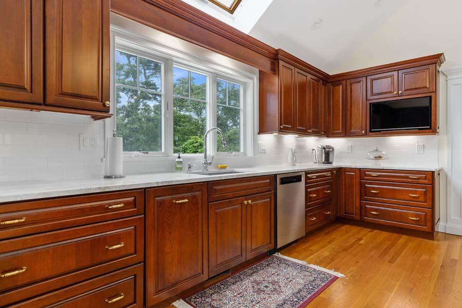 321 Stage Island Road Chatham, MA 02633 - Photo 10 of 49 321StaLR-15