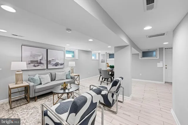 $840,000 | 4200 13th Street Northeast, Washington, DC 20017