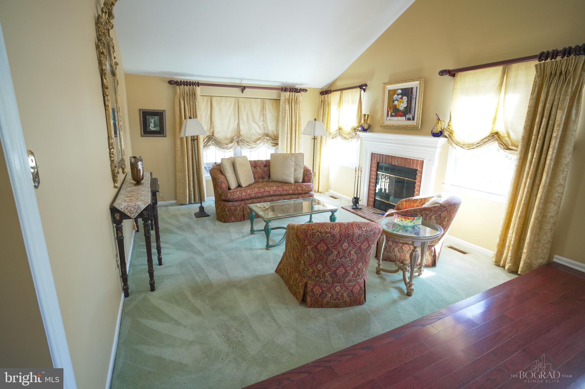 87 North Edgewood Road Bedminster, NJ 07921 - Photo 4 of 28