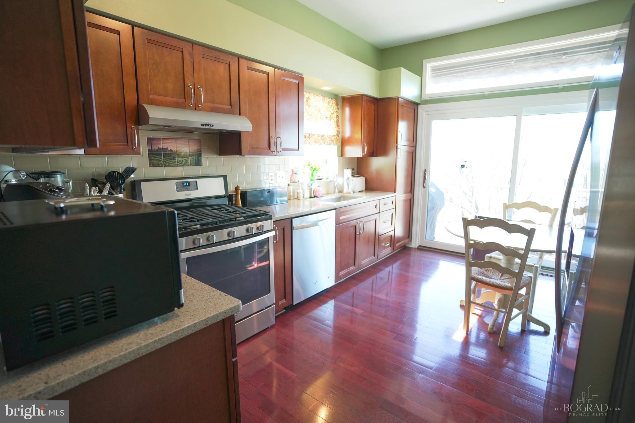 87 North Edgewood Road Bedminster, NJ 07921 - Photo 7 of 28