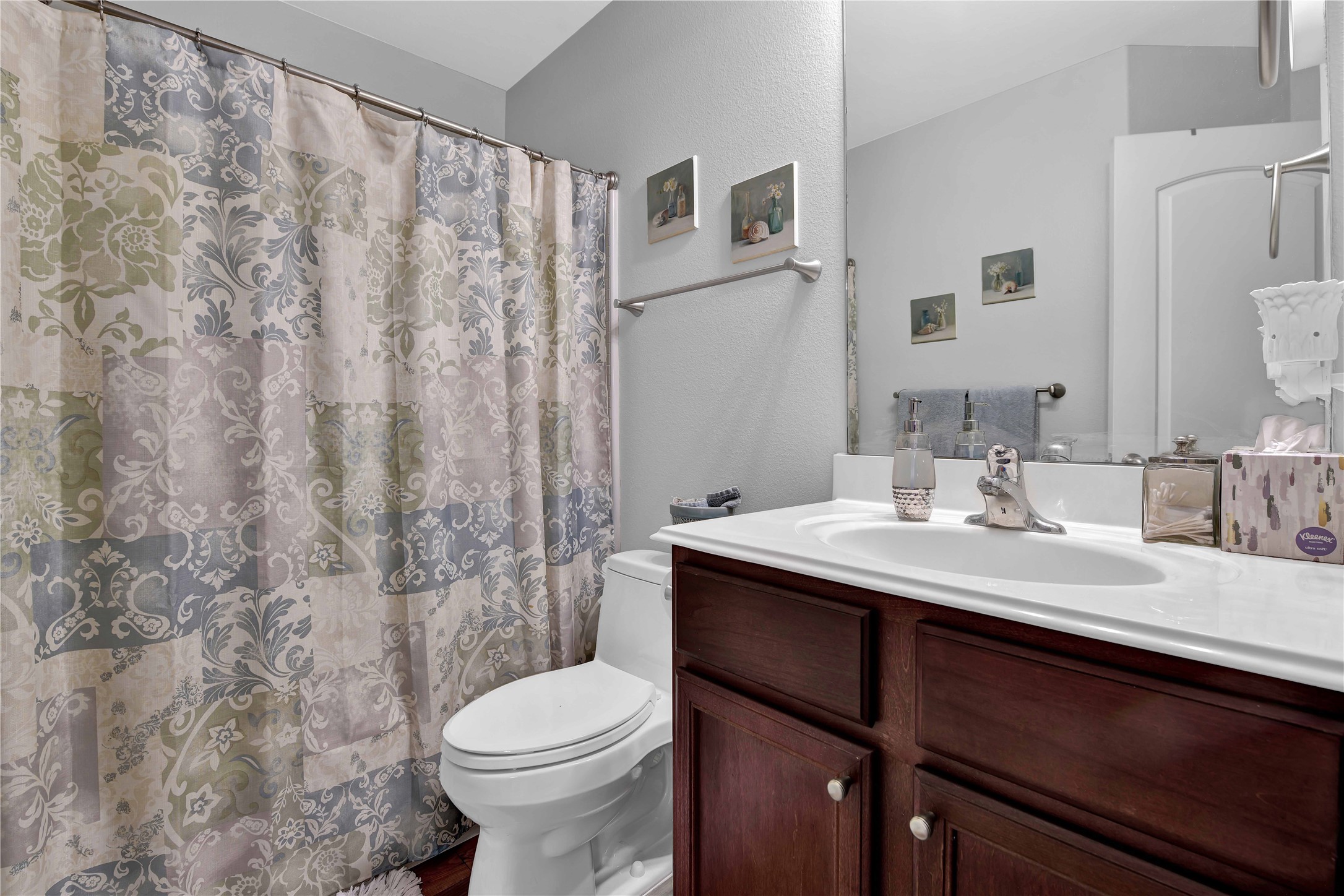 1827 Garnet Breeze Drive Rosharon, TX 77583 - Photo 21 of 23 a bathroom with a sink and a toilet