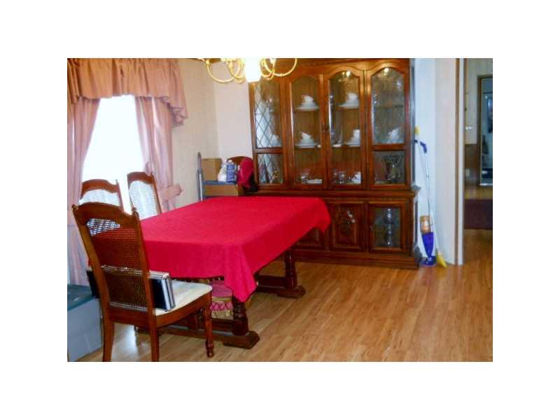 236 Wises Grove Road New Brighton, PA 15066 - Photo 4 of 12 Dining Room.