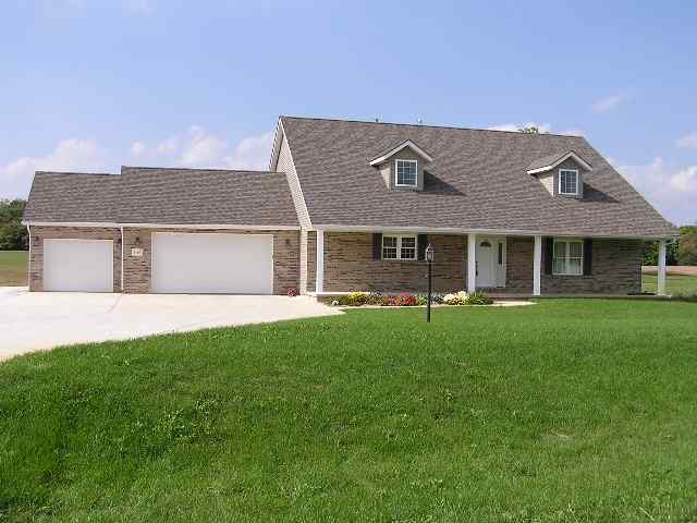 1409 Kelsey's Way Metamora, IL 61548 - Photo 1 of 5 Gallery Image 1