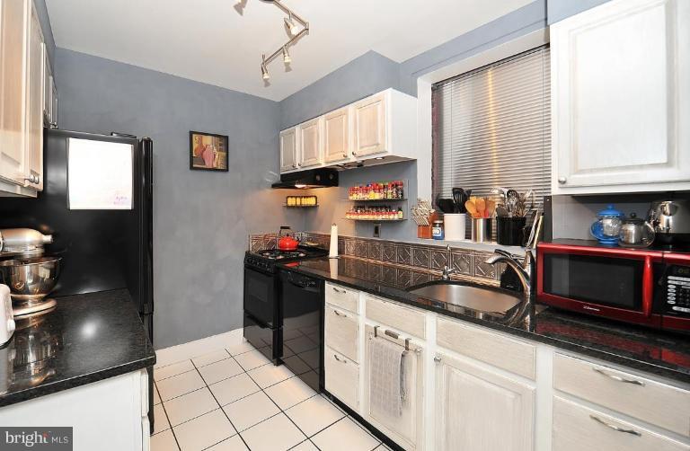 37 West Reed Avenue Alexandria, VA 22305 - Photo 11 of 18 Kitchen #2
