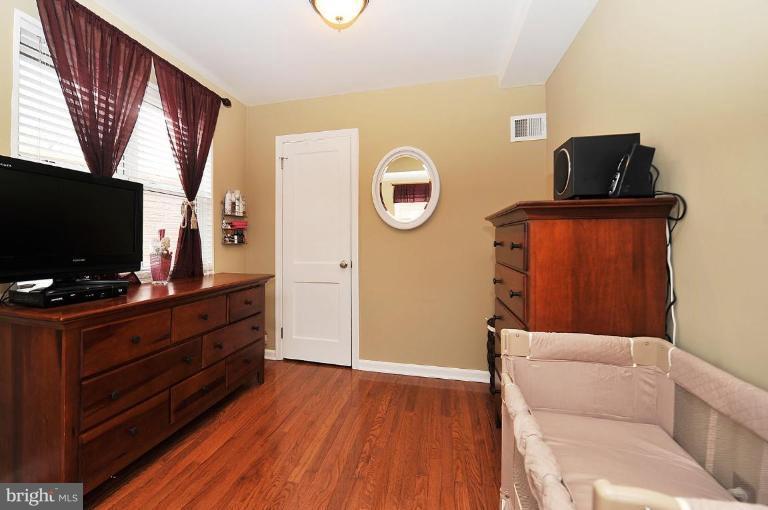 37 West Reed Avenue Alexandria, VA 22305 - Photo 12 of 18 Master Bedroom #2