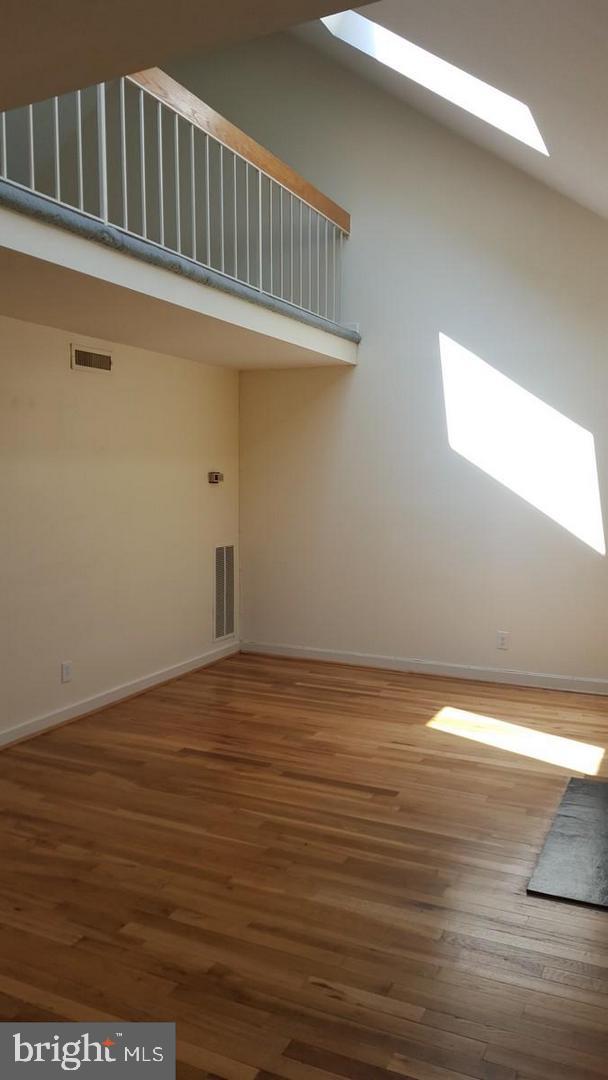 8205 Grubb Road, Unit G202 Silver Spring, MD 20910 - Photo 4 of 20