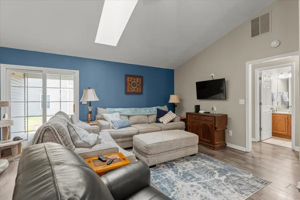 $265,000 | 506 Red Bud Drive, Unit 506, Mahomet, IL 61853
