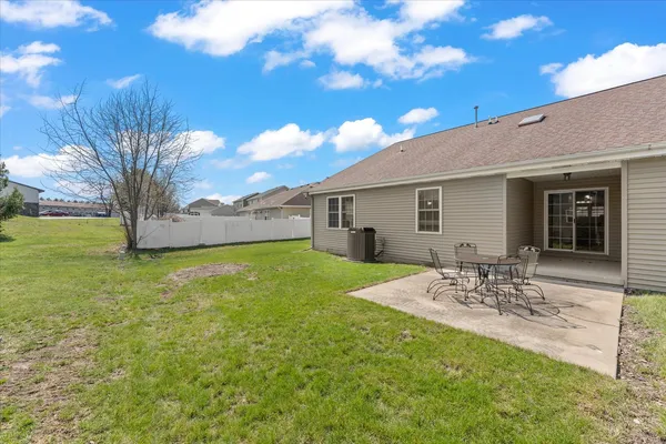 $265,000 | 506 Red Bud Drive, Unit 506, Mahomet, IL 61853