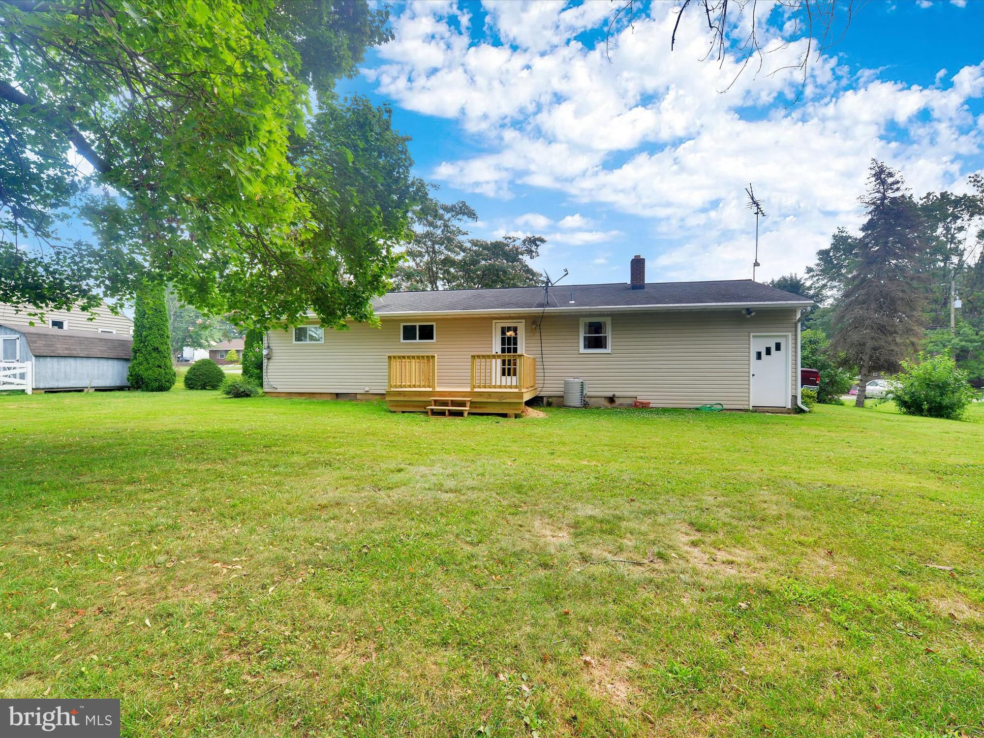 116 Elmwood Road Lancaster, PA 17602 - Photo 24 of 25 Rear view