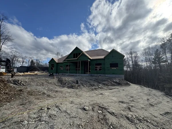 $1,349,900 | 307 South E Main Street, Unit LOT #9, Douglas, MA 01516