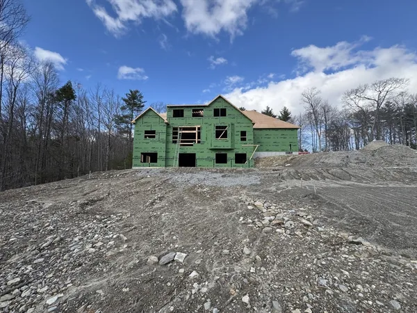 $1,349,900 | 307 South E Main Street, Unit LOT #9, Douglas, MA 01516