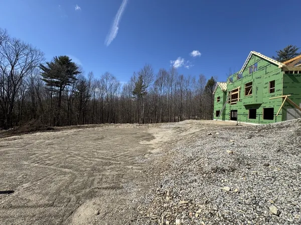 $1,349,900 | 307 South E Main Street, Unit LOT #9, Douglas, MA 01516