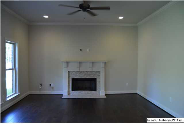 307 Dunrobin Circle Pelham, AL 35124 - Photo 4 of 32