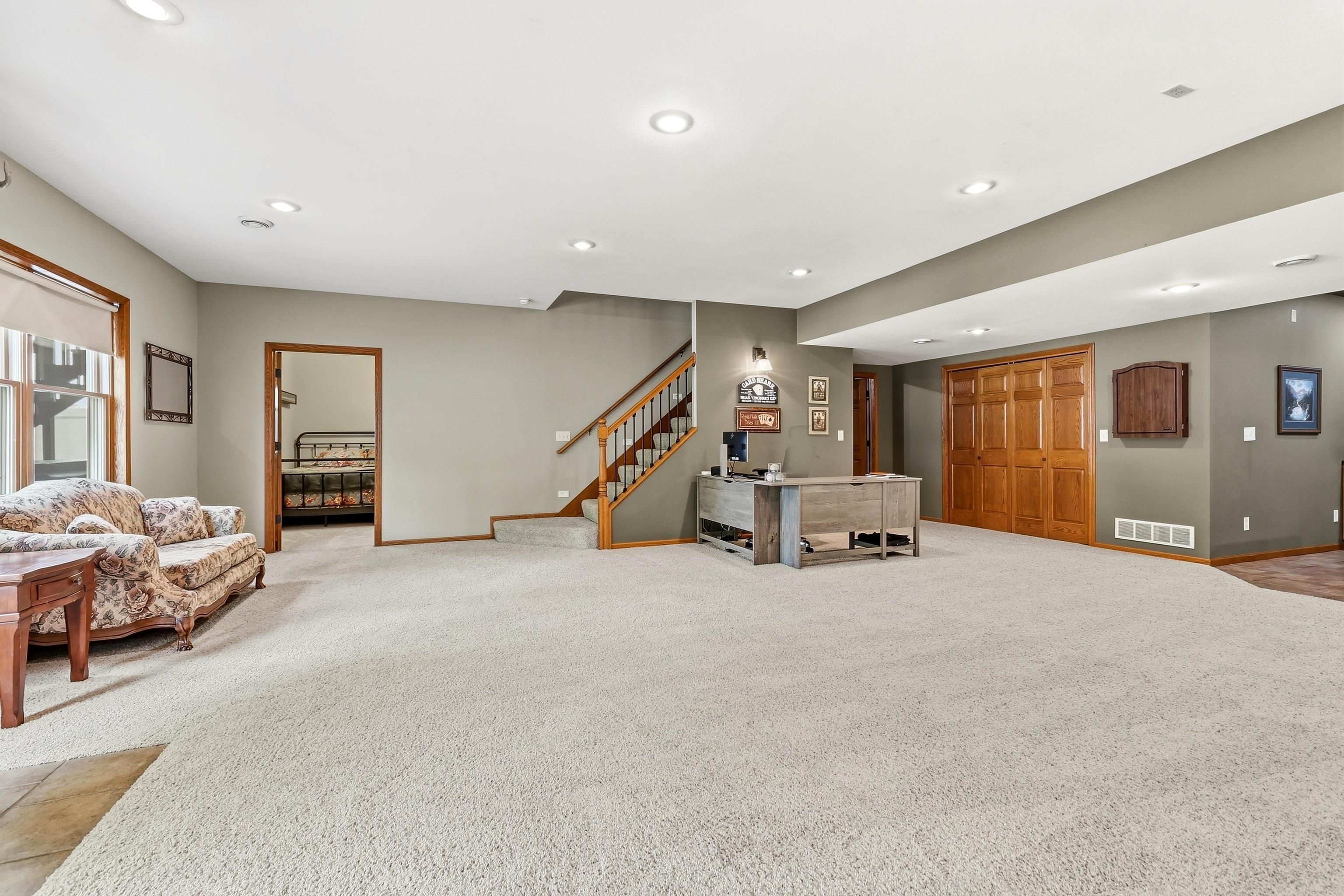 2357 Antler Ridge Drive Dubuque, IA 52002 - Photo 37 of 56 Gallery Image 37