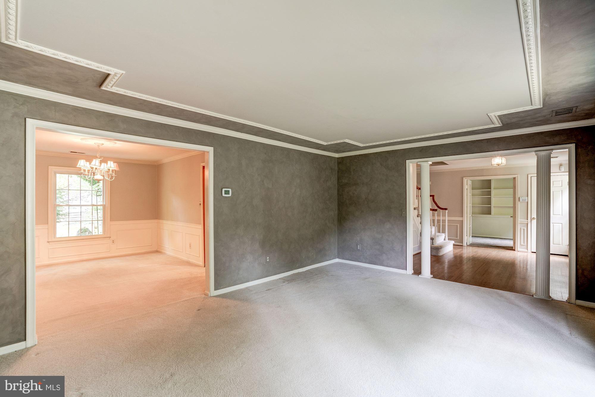 5 Clapham Court Sterling, VA 20165 - Photo 7 of 16 2nd View of Living Room