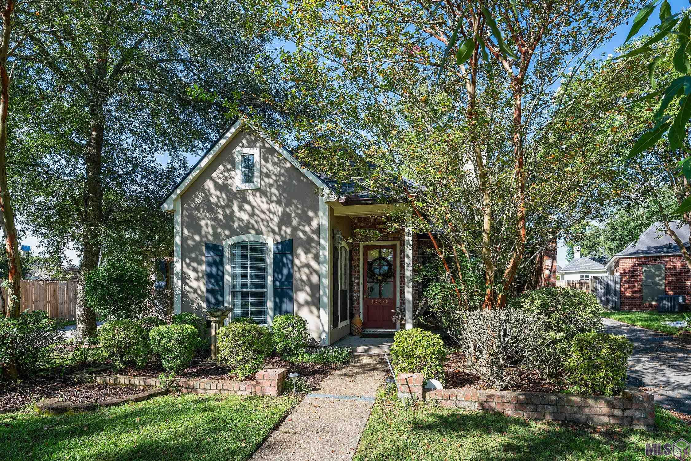 10228 Springwind Court Baton Rouge, LA 70810 - Photo 2 of 21