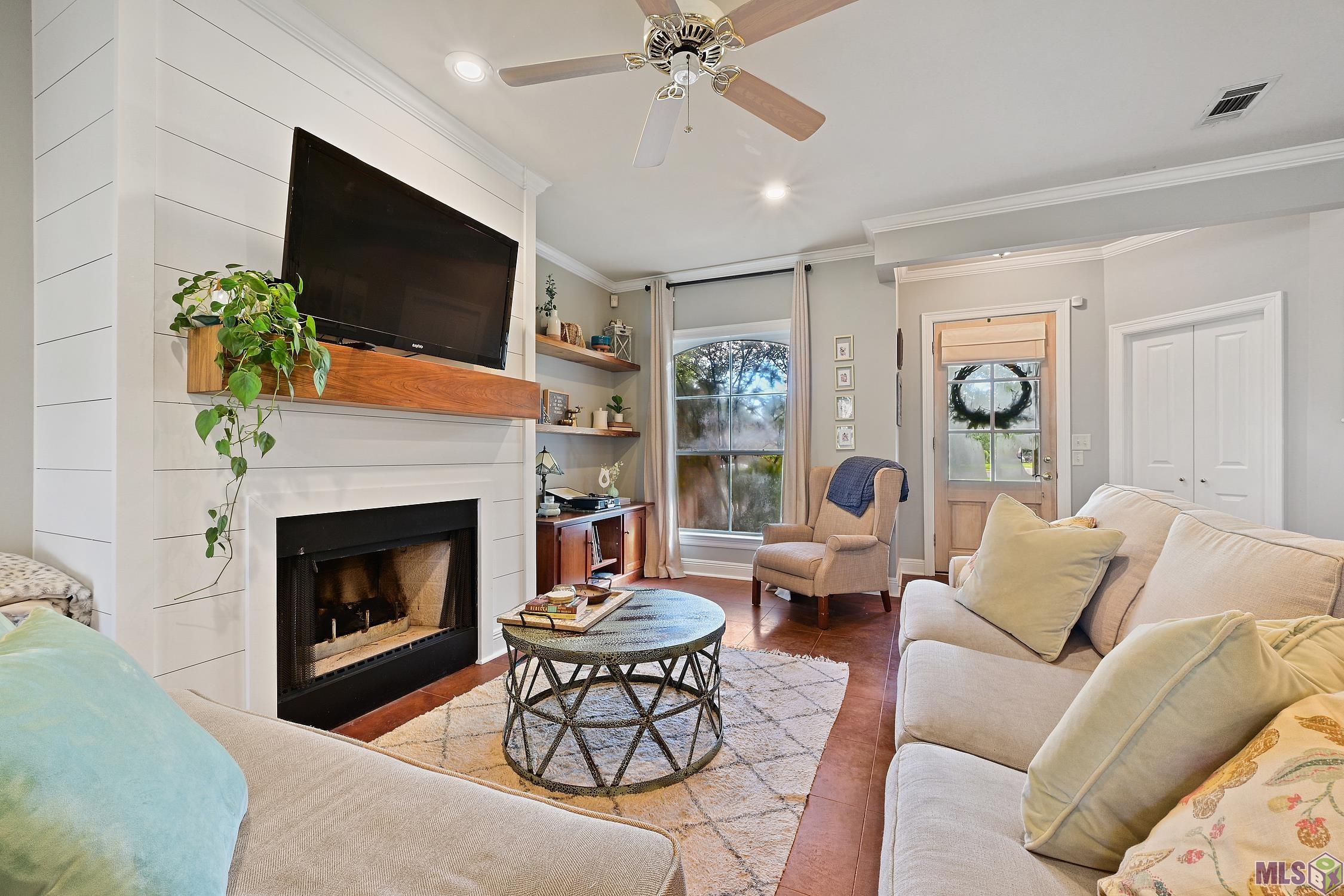 10228 Springwind Court Baton Rouge, LA 70810 - Photo 4 of 21