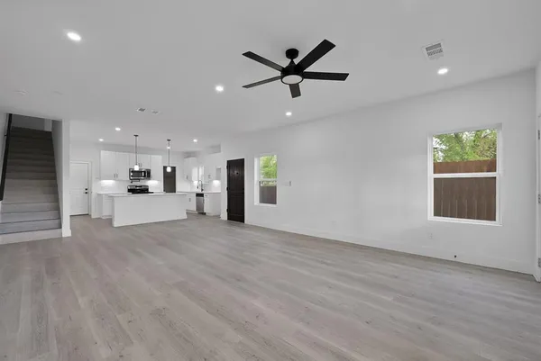 $2,575 | 3415 Wendelkin Street, Dallas, TX 75215