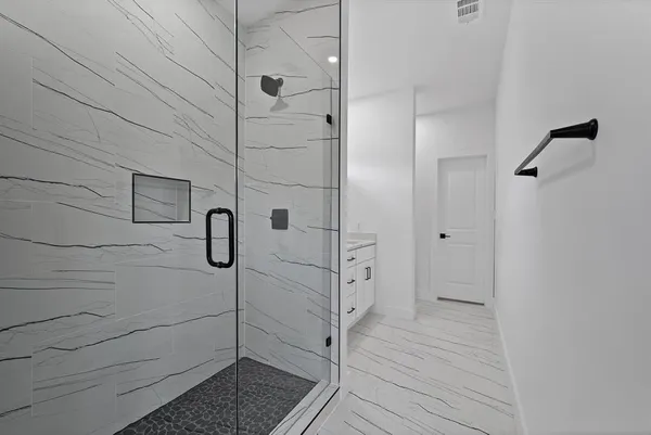 $2,575 | 3415 Wendelkin Street, Dallas, TX 75215