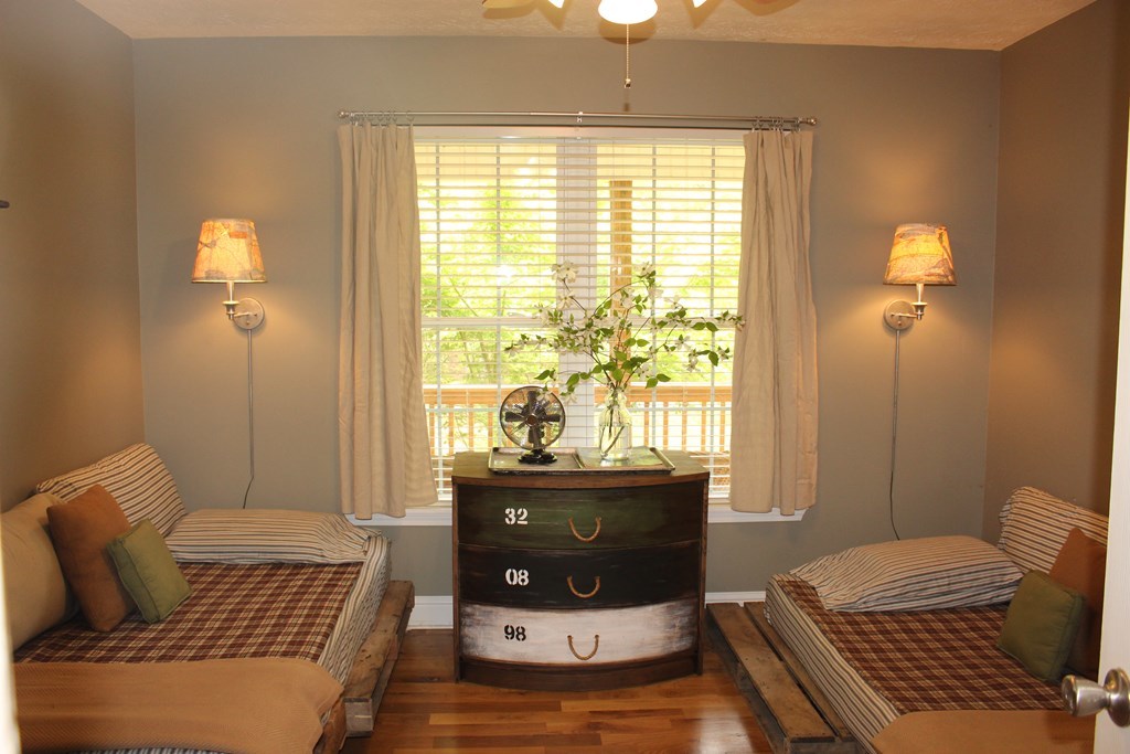 375 Old Cabaniss Road Forsyth, GA 31029 - Photo 14 of 23 a living room with furniture and a window