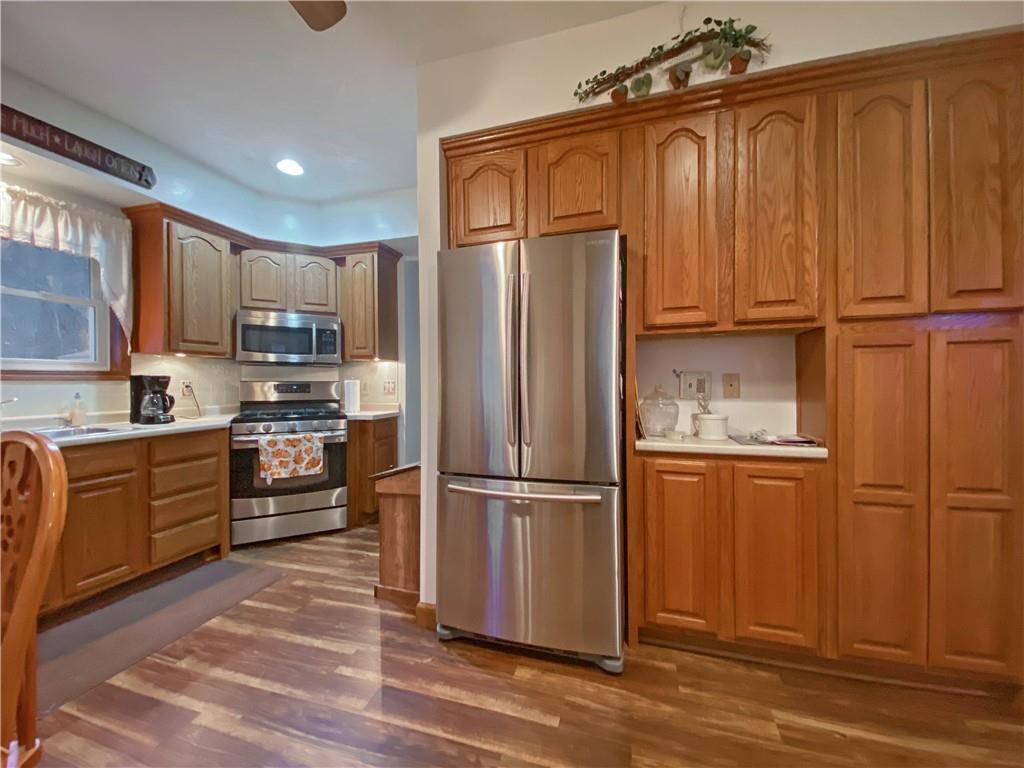 1435 Sharon Road New Brighton, PA 15066 - Photo 7 of 22