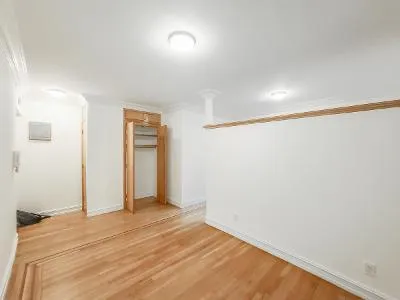 $2,000 | 214 East 51st Street, Unit 5H | Midtown East