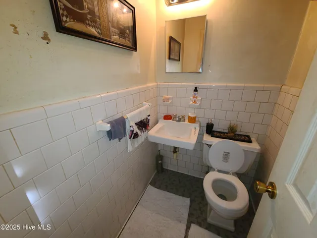 $115,900 | 1904 Northwood Drive, Kinston, NC 28501