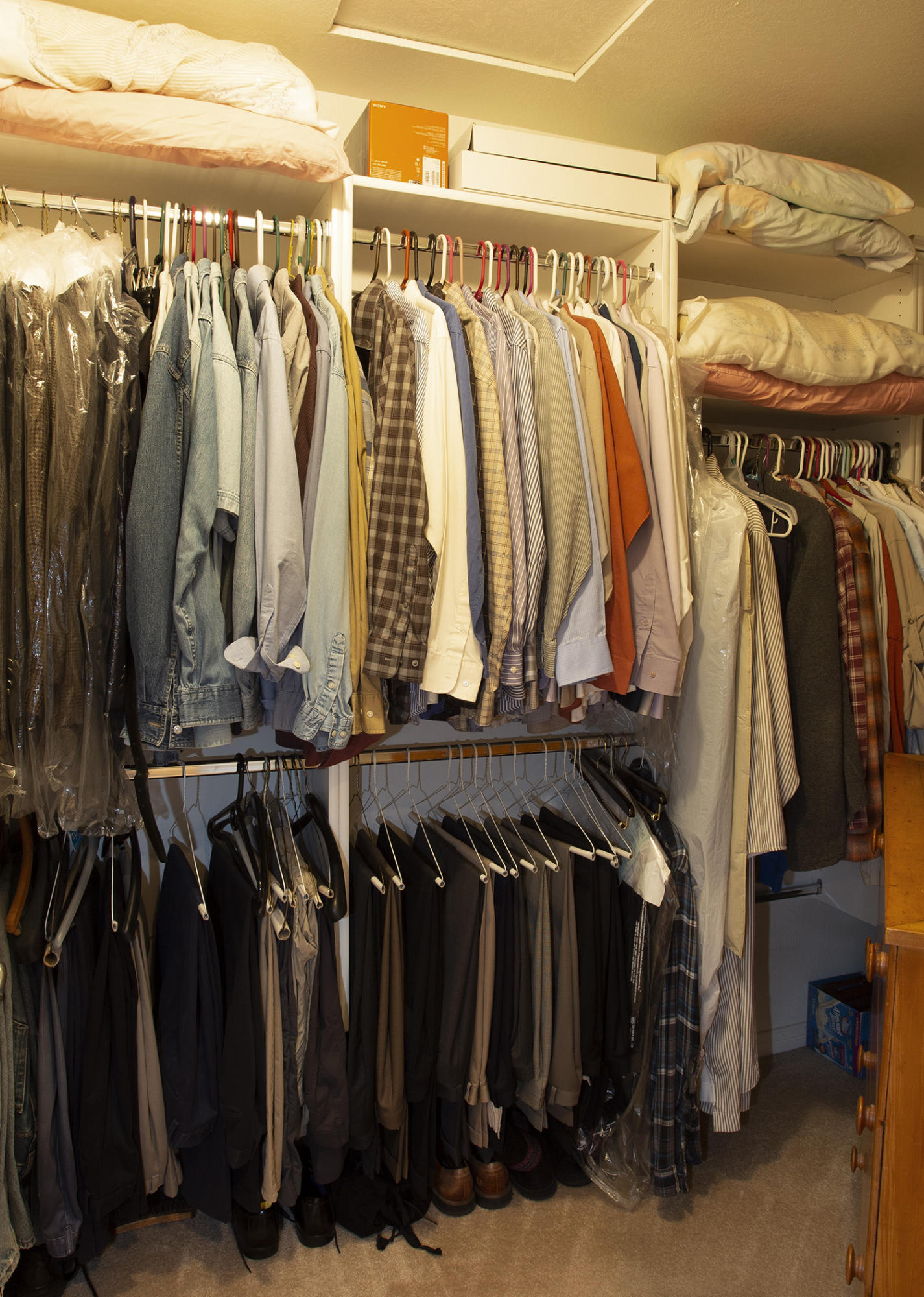 322 La Salle Road Goleta, CA 93117 - Photo 14 of 28 Spacious closet