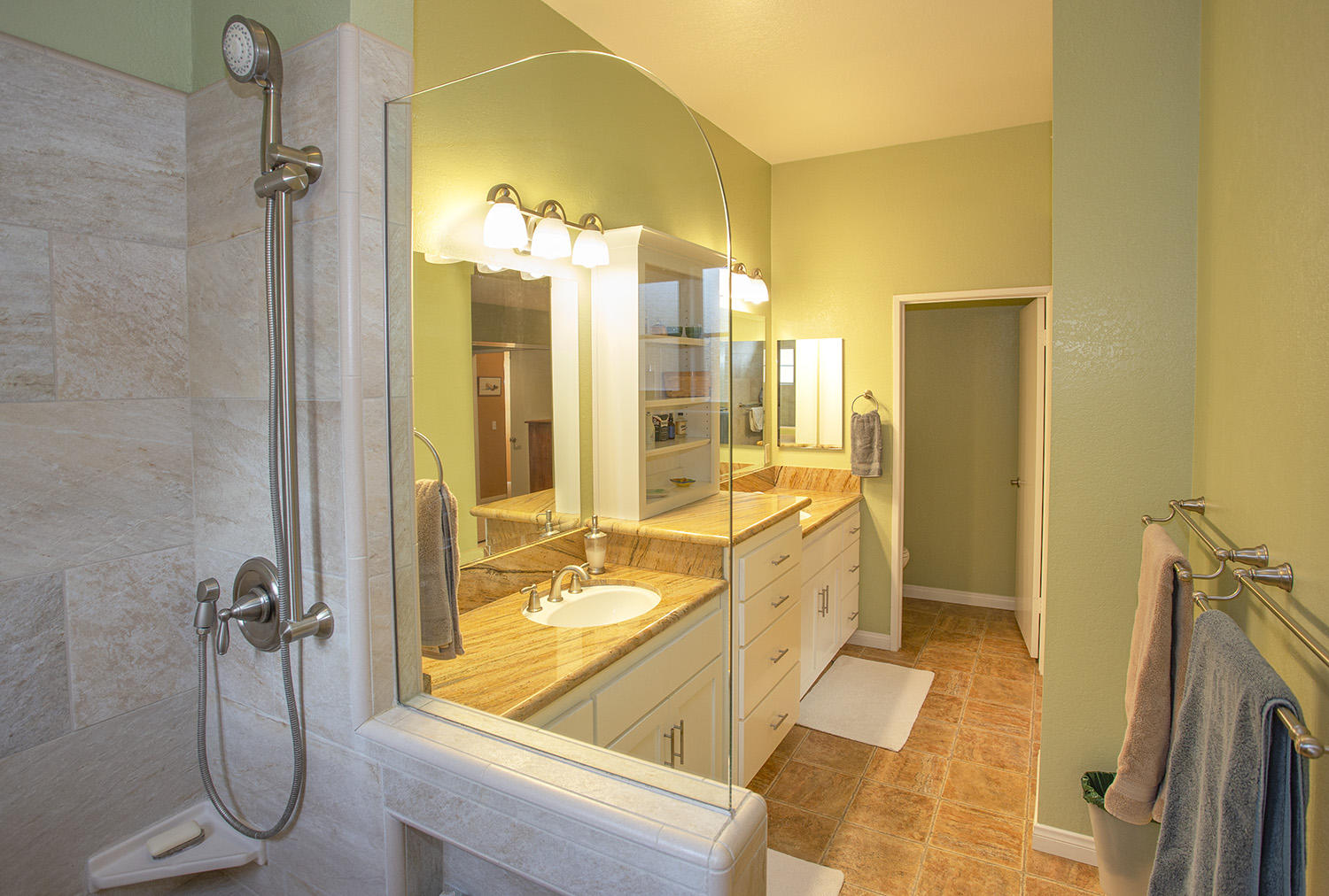 322 La Salle Road Goleta, CA 93117 - Photo 16 of 28 Remodeled Bath en-suite