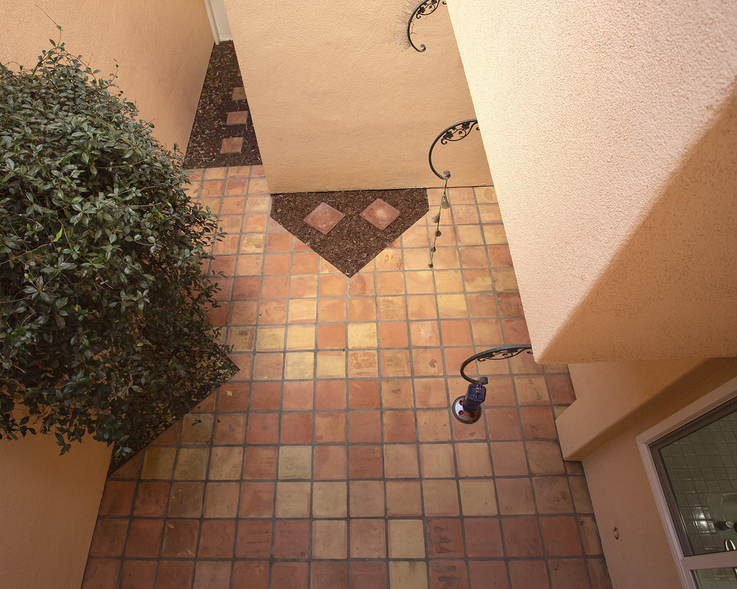 322 La Salle Road Goleta, CA 93117 - Photo 22 of 28 322 La Salle patio-0153
