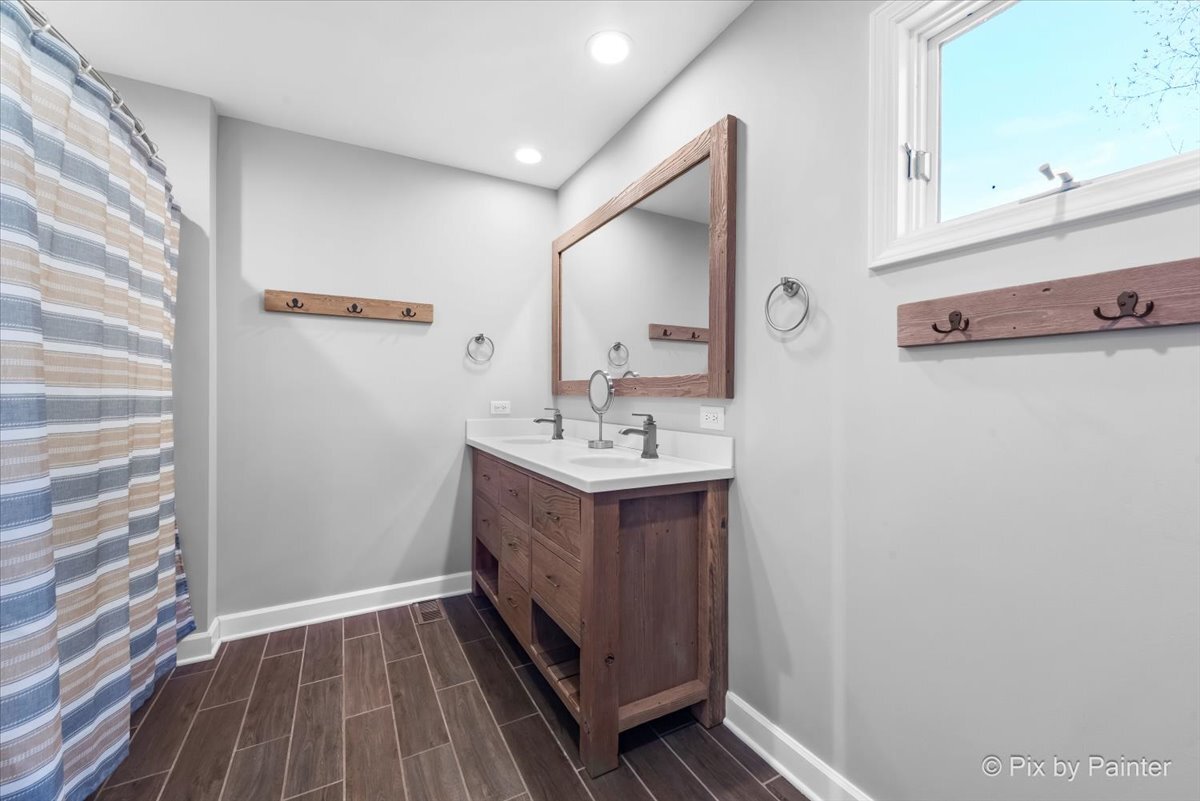 12N901 Coombs Road Elgin, IL 60124 - Photo 32 of 84