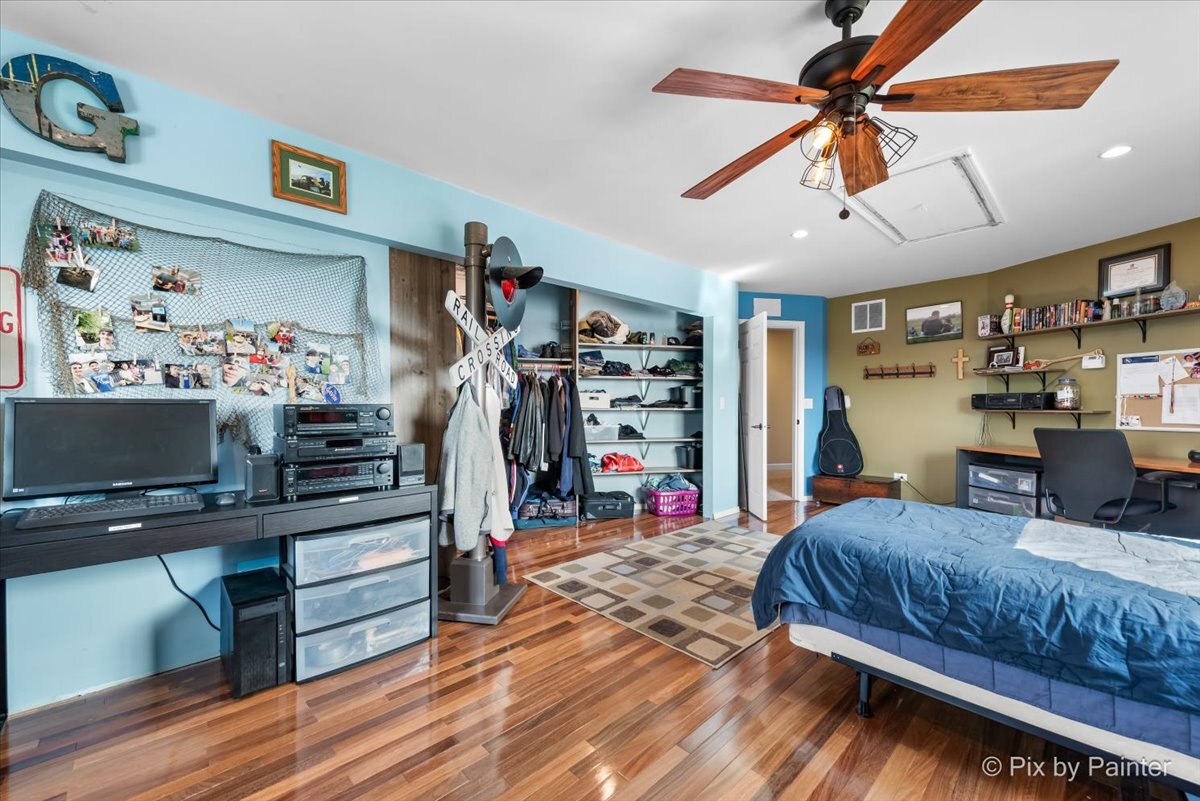 12N901 Coombs Road Elgin, IL 60124 - Photo 36 of 84