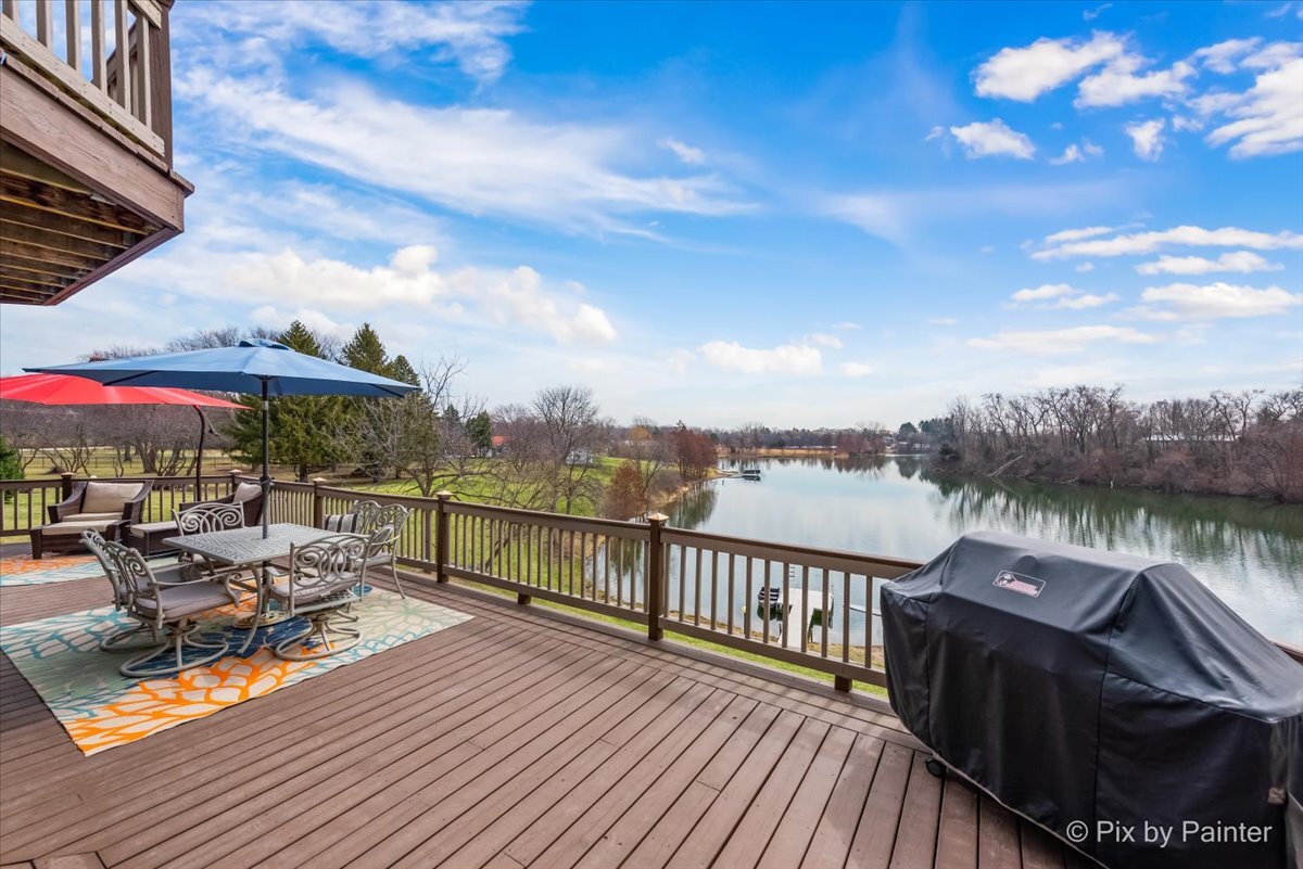 12N901 Coombs Road Elgin, IL 60124 - Photo 4 of 84