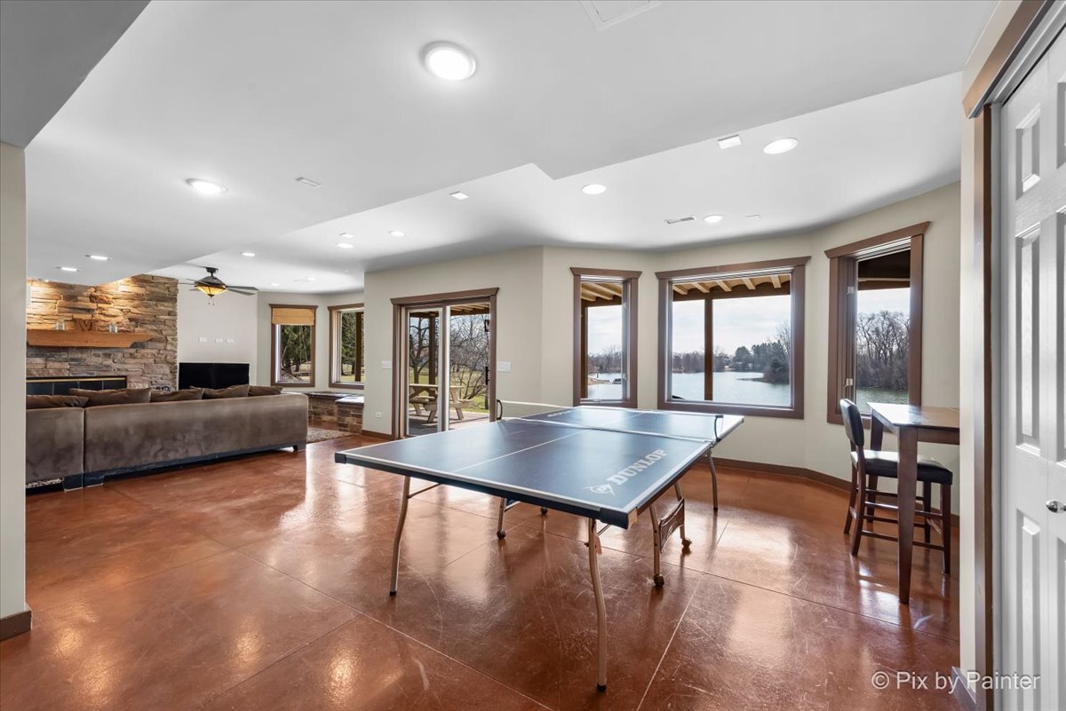 12N901 Coombs Road Elgin, IL 60124 - Photo 44 of 84