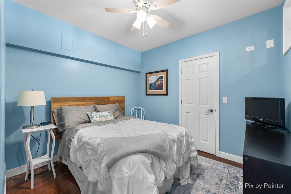 12N901 Coombs Road Elgin, IL 60124 - Photo 46 of 84