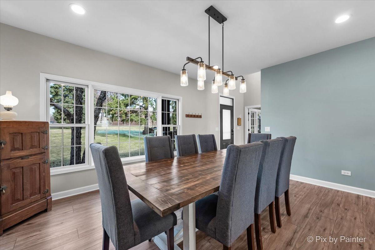 12N901 Coombs Road Elgin, IL 60124 - Photo 10 of 84