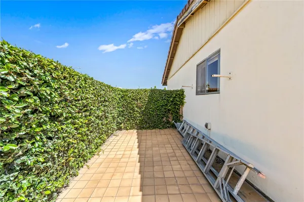 $749,999 | 9002 Scott Street, Bellflower, CA 90706
