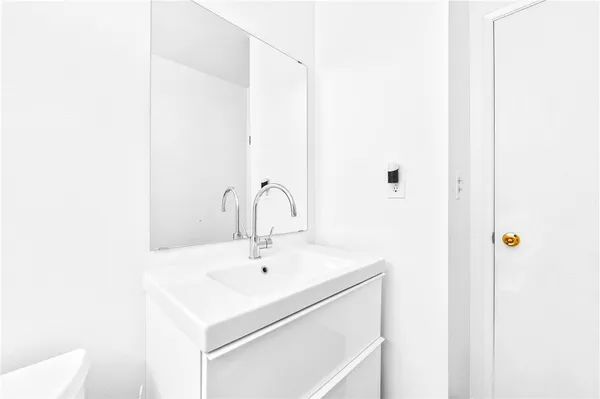 $749,999 | 9002 Scott Street, Bellflower, CA 90706