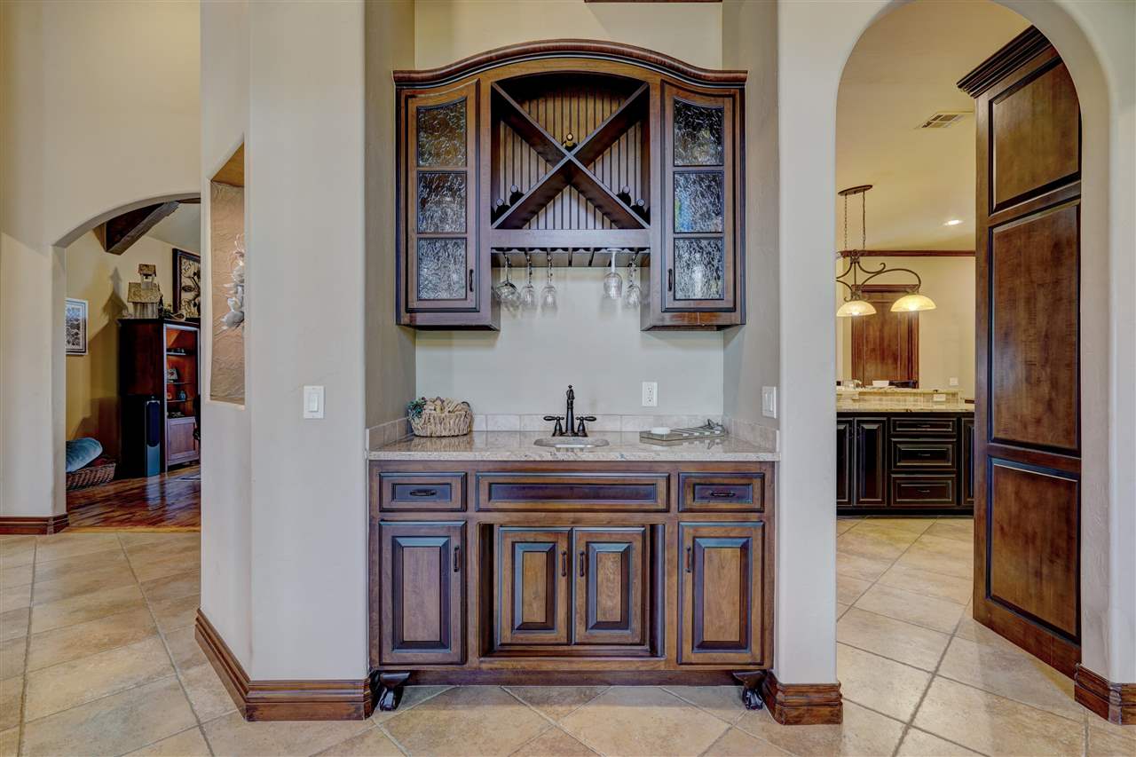 4225 Slate Bridge Road Edmond, OK 73034 - Photo 4 of 36 Gallery Image 4