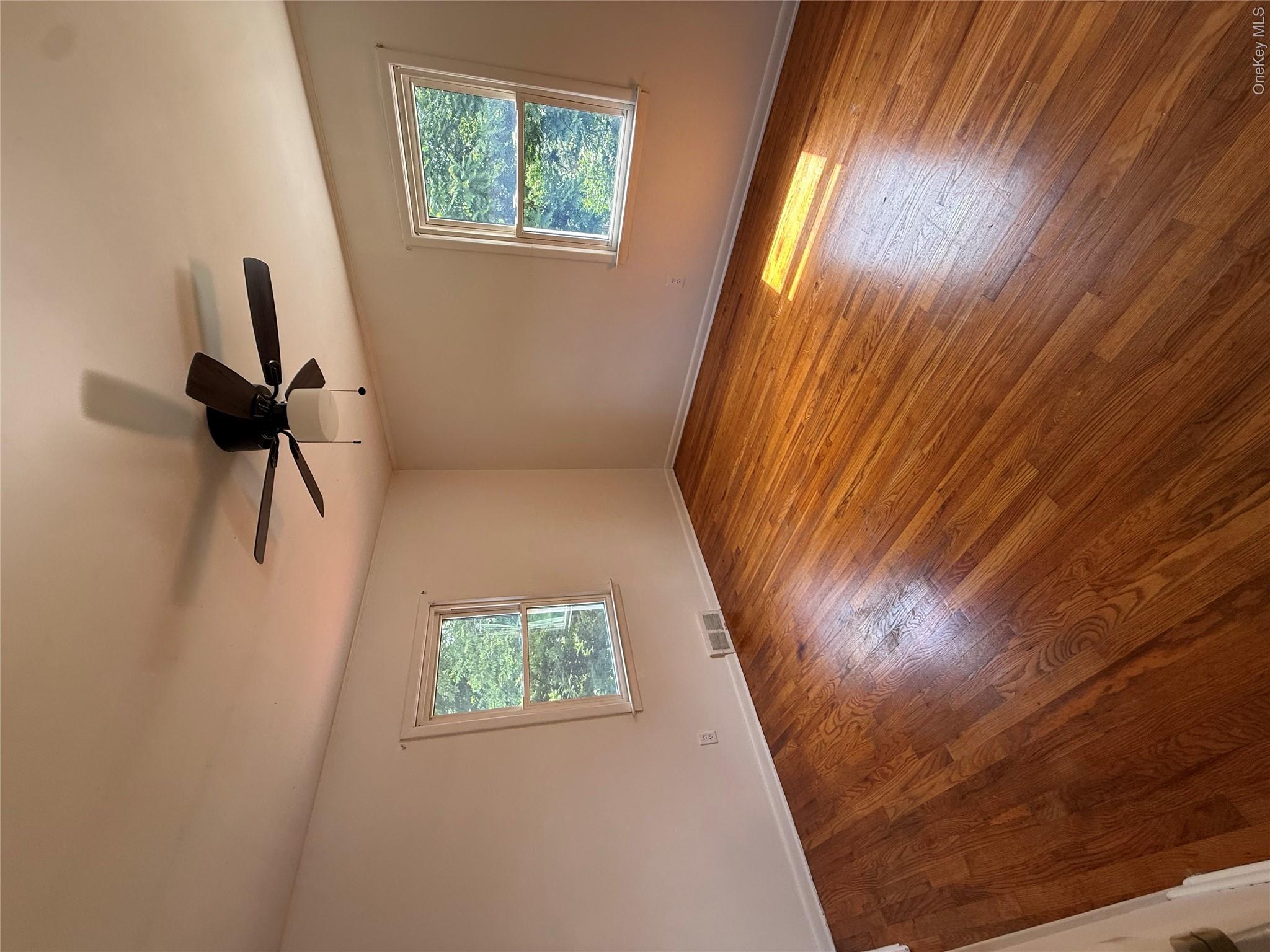 36 Greenvale Farms Road Poughkeepsie, NY 12603 - Photo 13 of 18