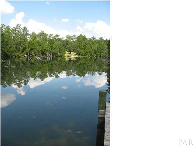5053 East Lake Road Milton, FL 32583 - Photo 10 of 11 Gallery Image 10
