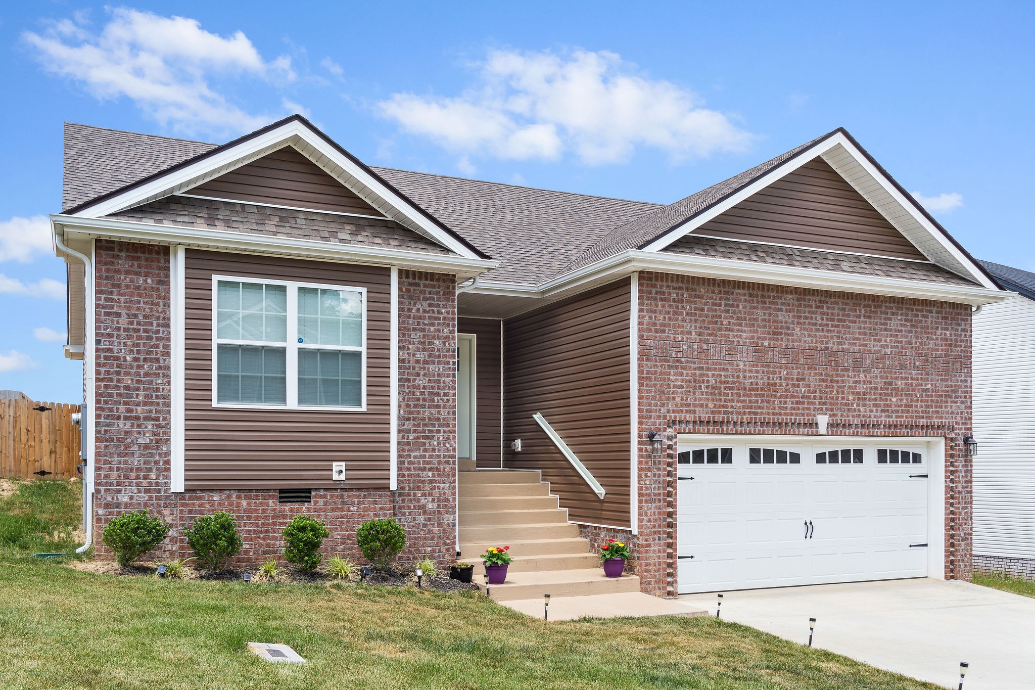 1149 Racker Drive Southeast Clarksville, TN 37043 - Photo 3 of 31 Gallery Image 3