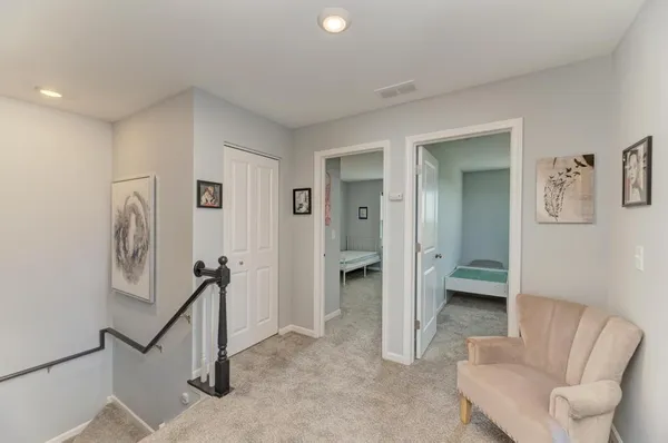 $379,900 | 126 Kingsport Drive, South Elgin, IL 60177