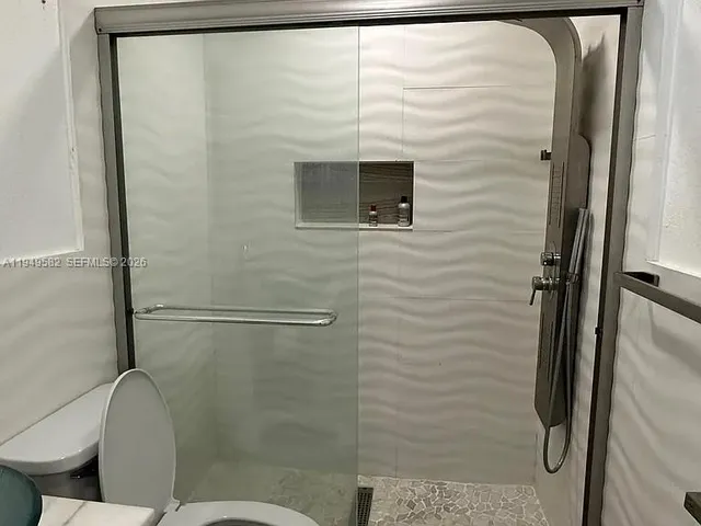 $5,000 | 5737 Southwest 6th Street, Miami, FL 33144