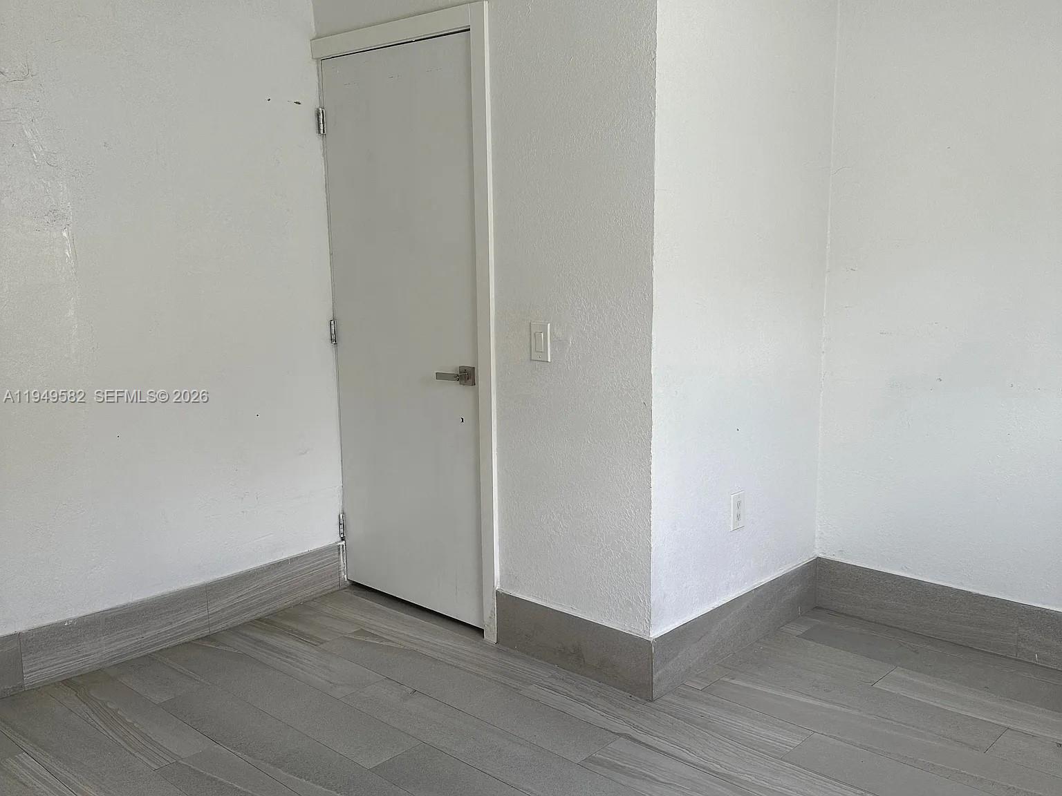 5737 Southwest 6th Street Miami, FL 33144 - Photo 23 of 25